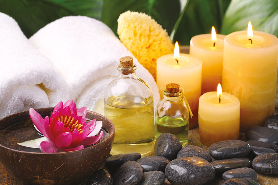 Teplá aroma oil relaxační masáž